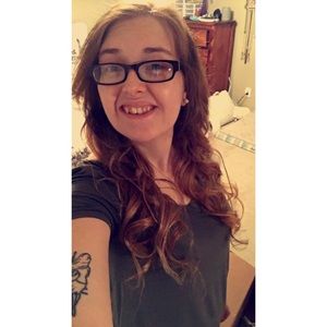 Meet your Posher, Mercedes